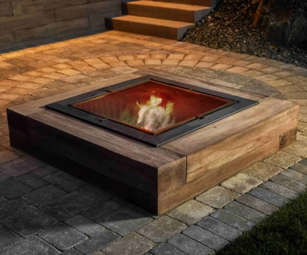 Bridgewood Wall Fire Pit Kit (includes liner & spark arrestor)